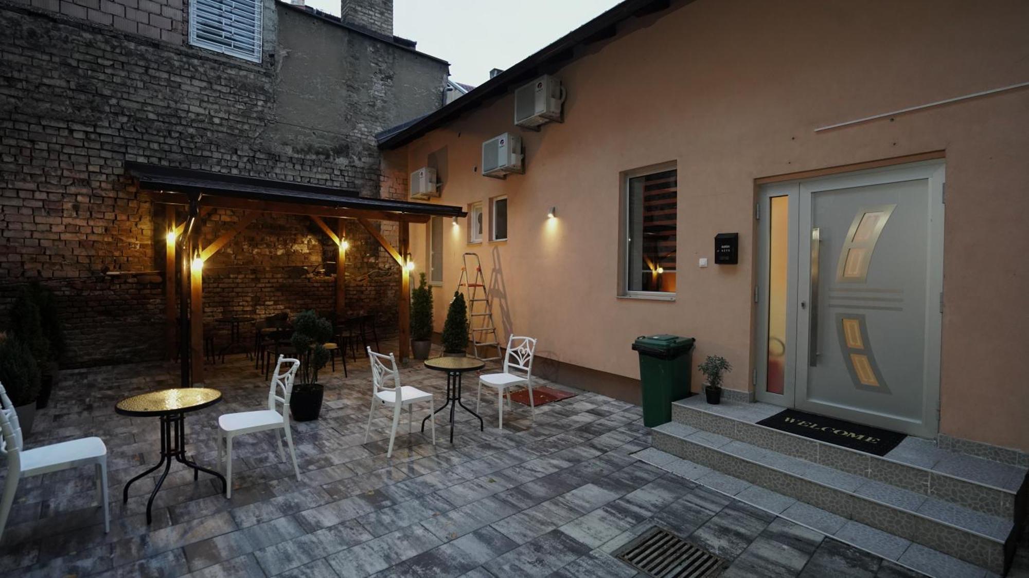 Hideaway Rooms & Apartments SJJ Esterno foto