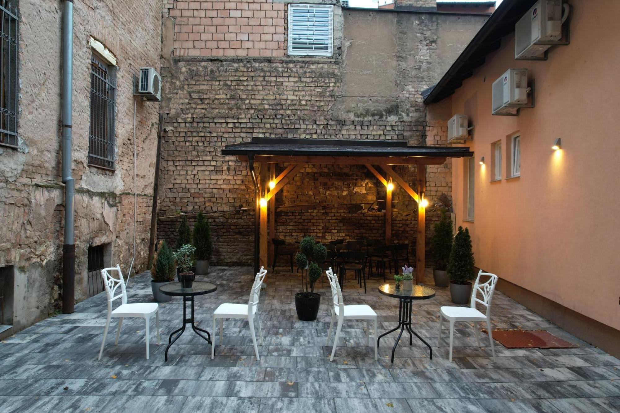 Hideaway Rooms & Apartments SJJ Esterno foto