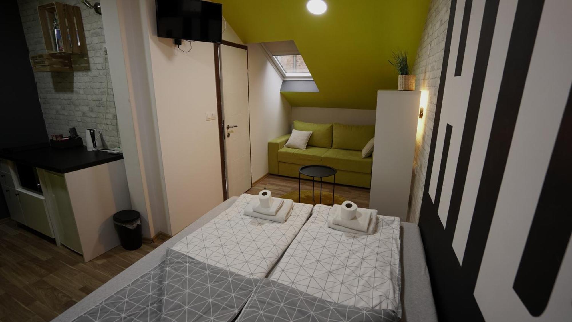 Hideaway Rooms & Apartments SJJ Esterno foto
