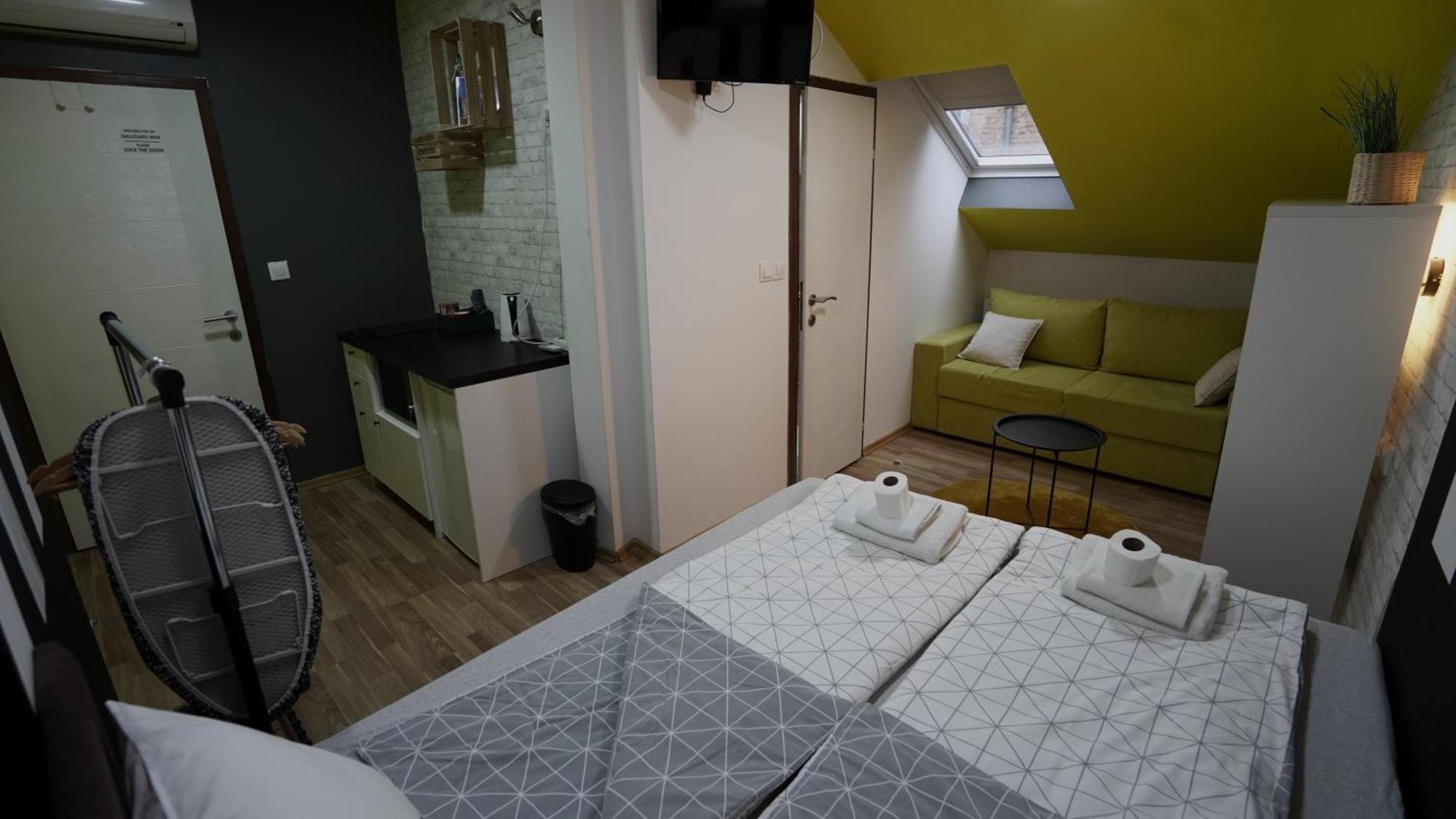 Hideaway Rooms & Apartments SJJ Esterno foto