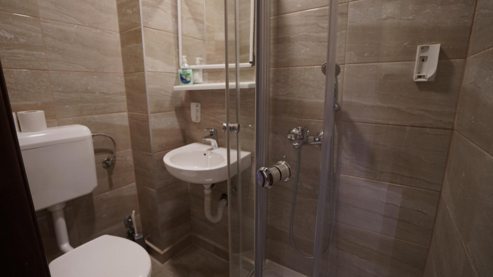 Hideaway Rooms & Apartments SJJ Esterno foto