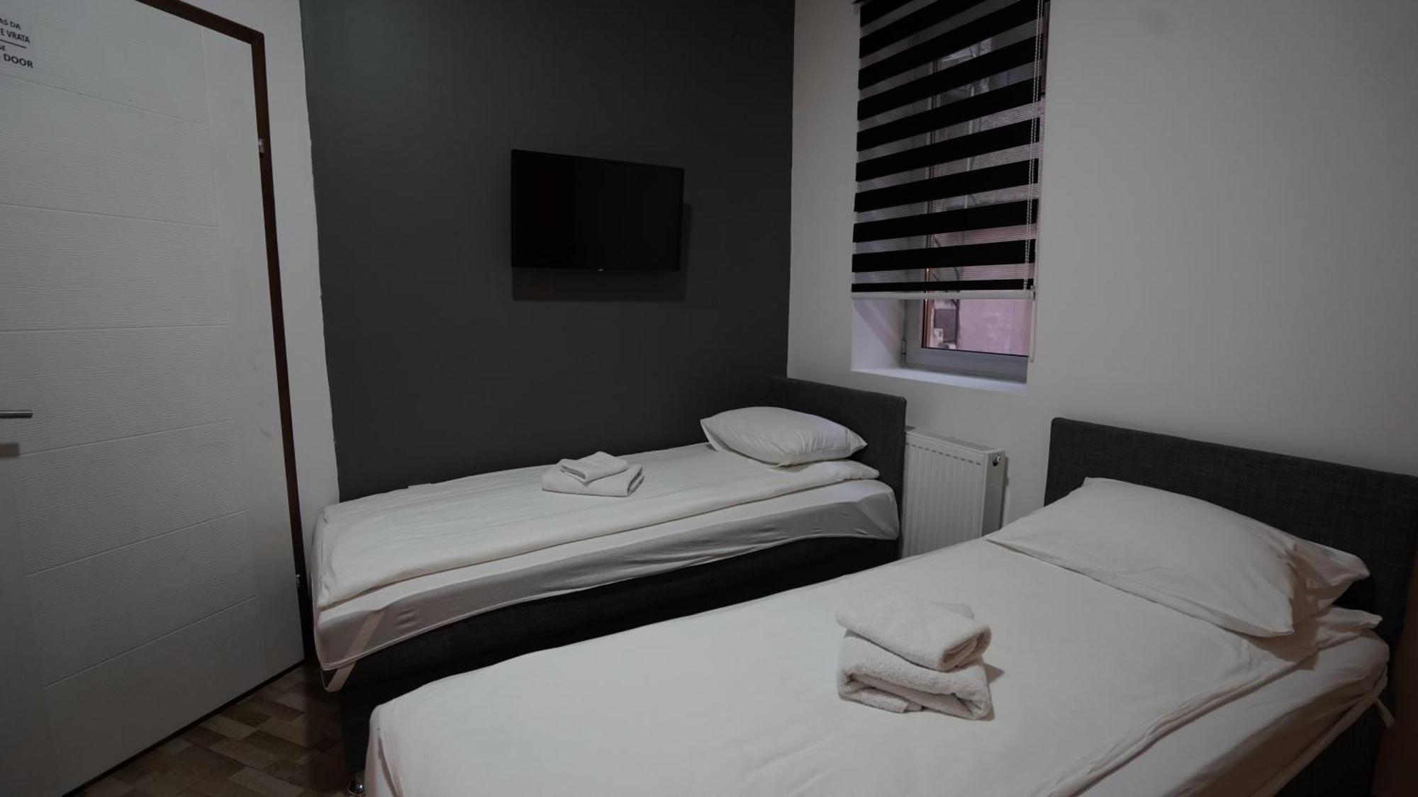 Hideaway Rooms & Apartments SJJ Esterno foto