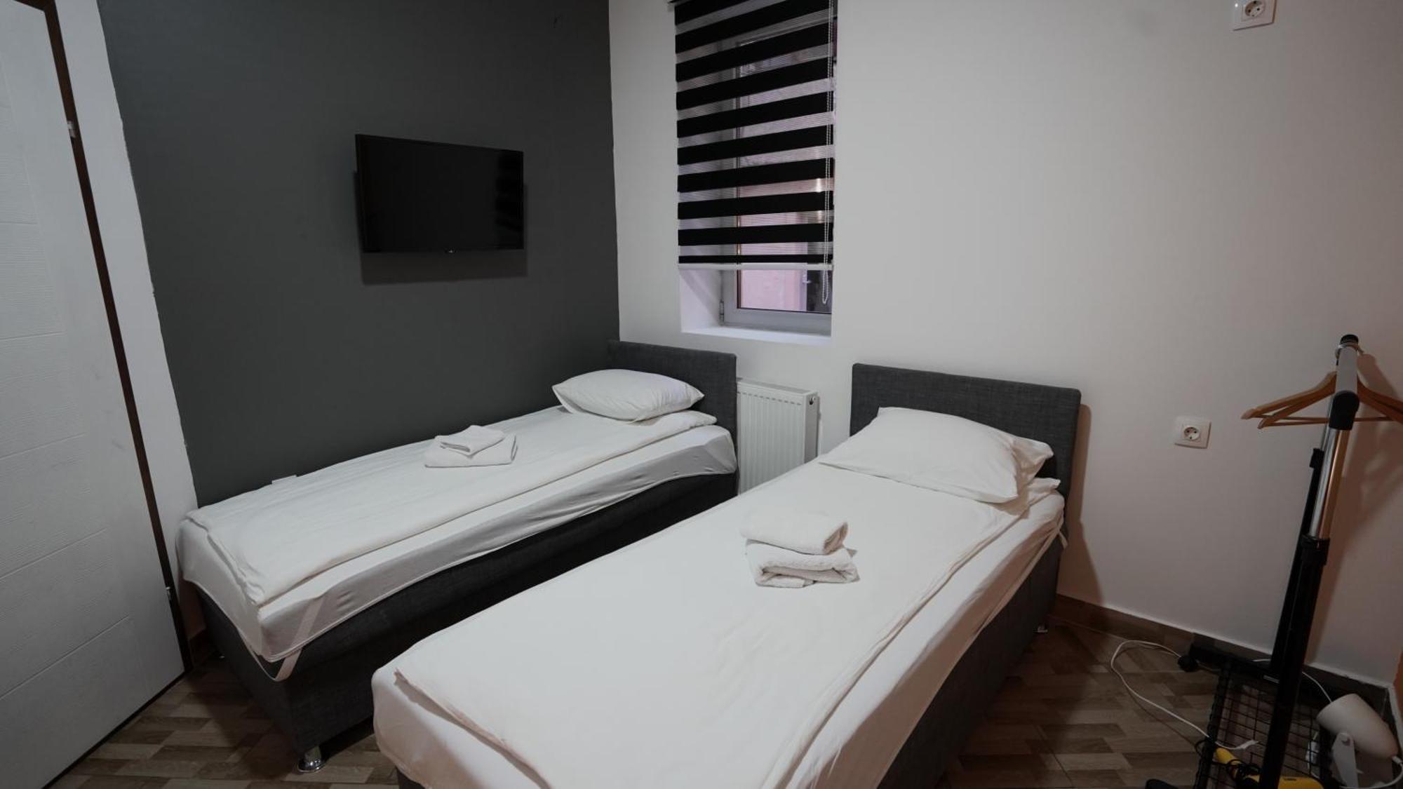 Hideaway Rooms & Apartments SJJ Esterno foto