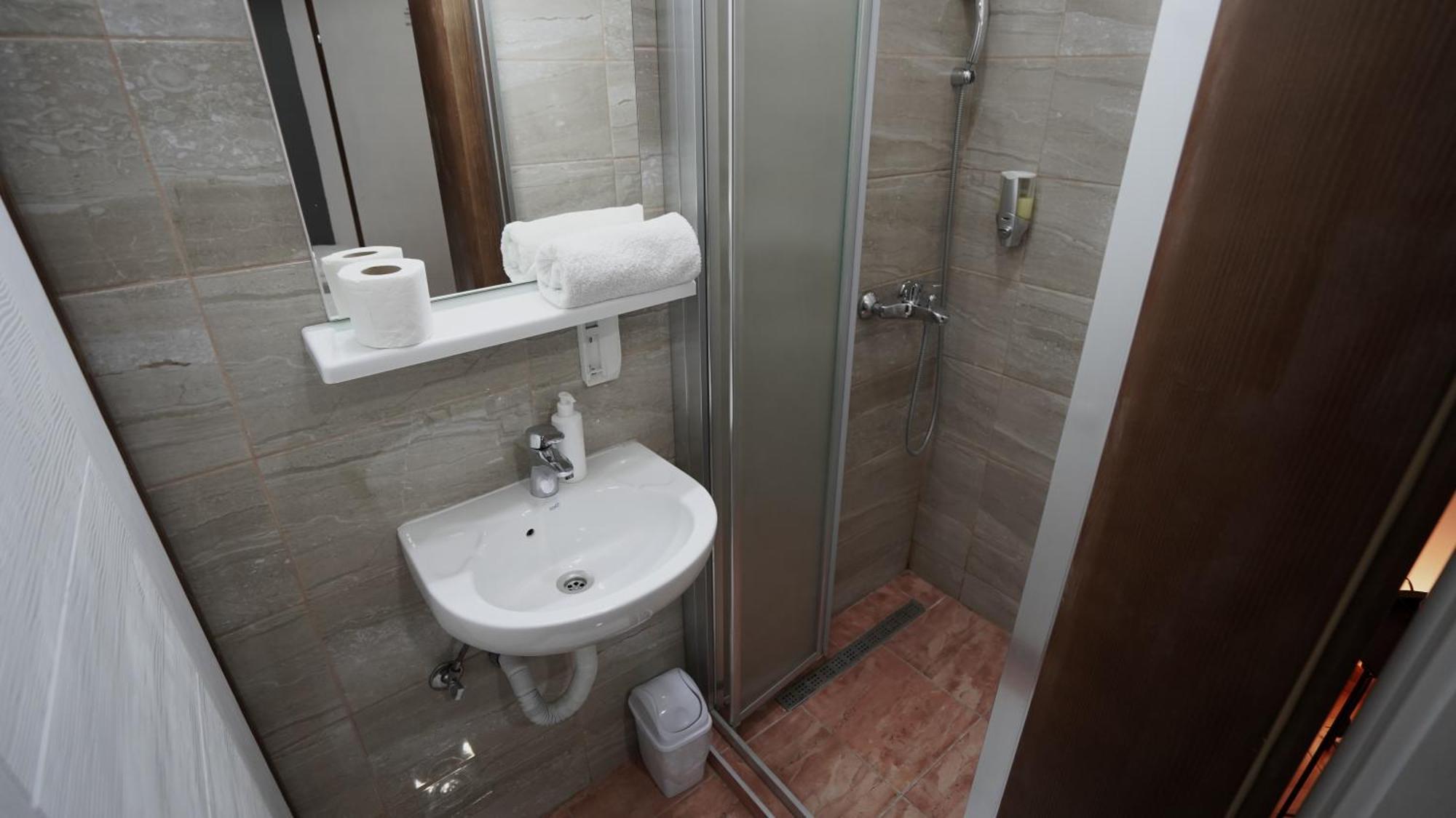 Hideaway Rooms & Apartments SJJ Esterno foto