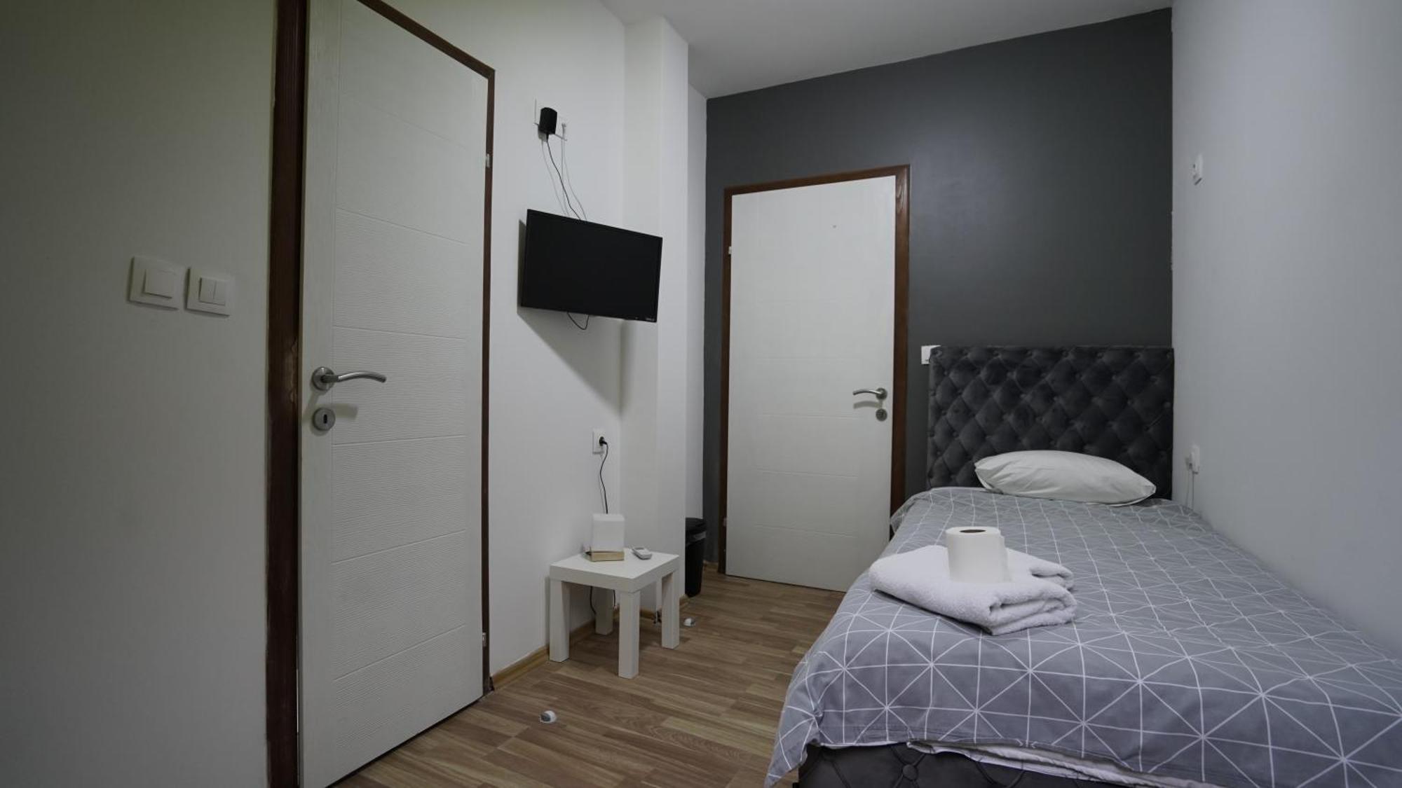 Hideaway Rooms & Apartments SJJ Esterno foto