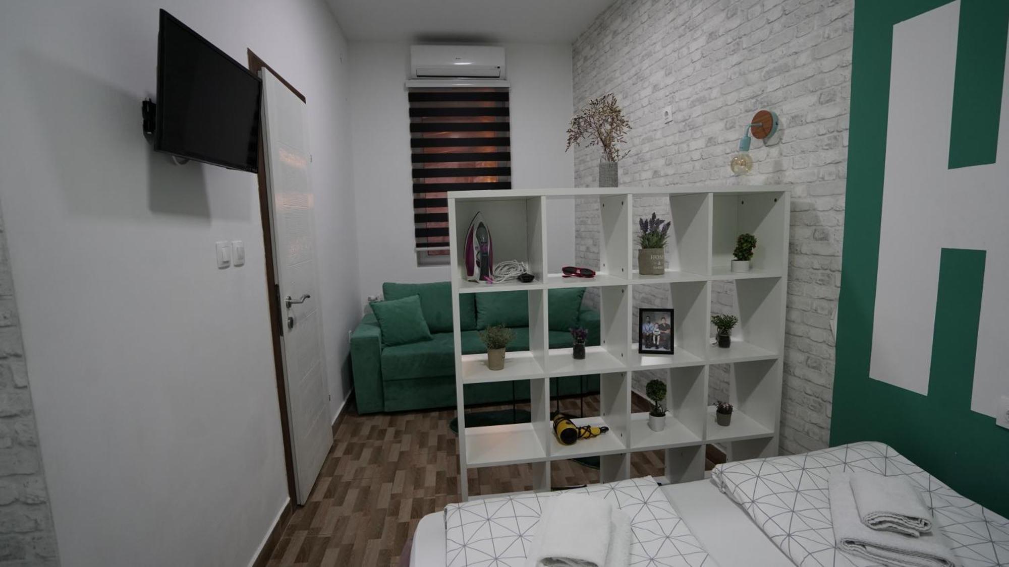 Hideaway Rooms & Apartments SJJ Esterno foto
